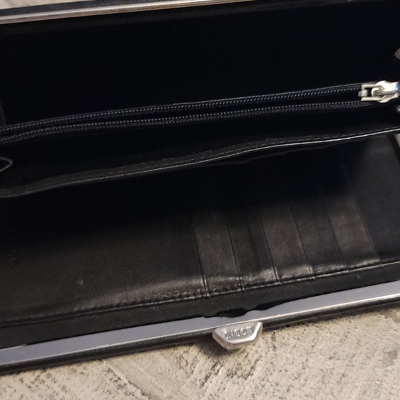 Wallet - Picture 6 of 6